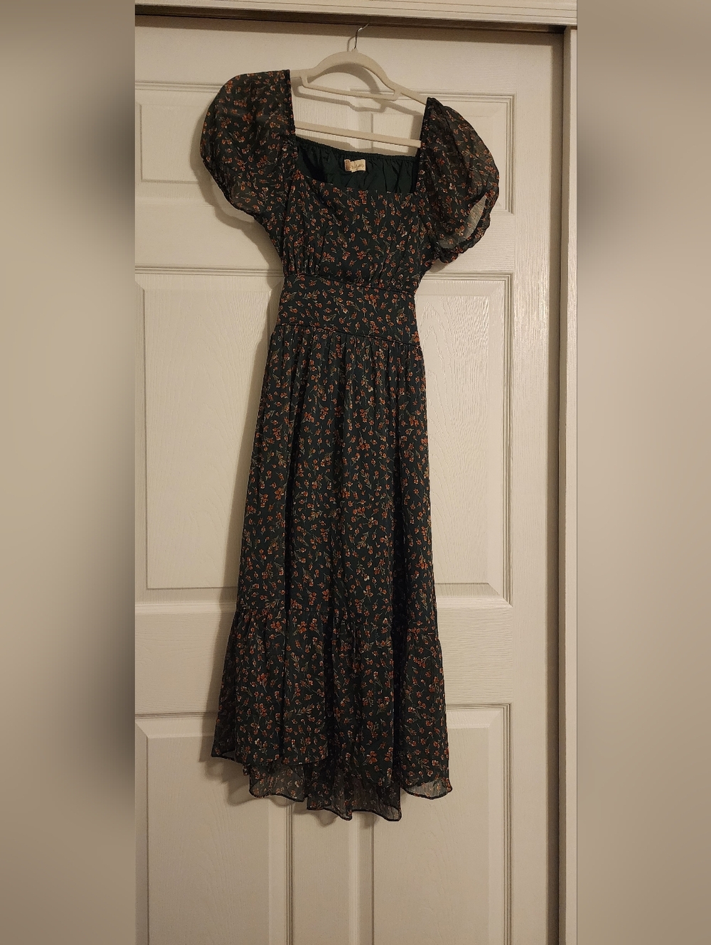 Altar'd State Dark Green Floral Puff-Sleeve Maxi Dress